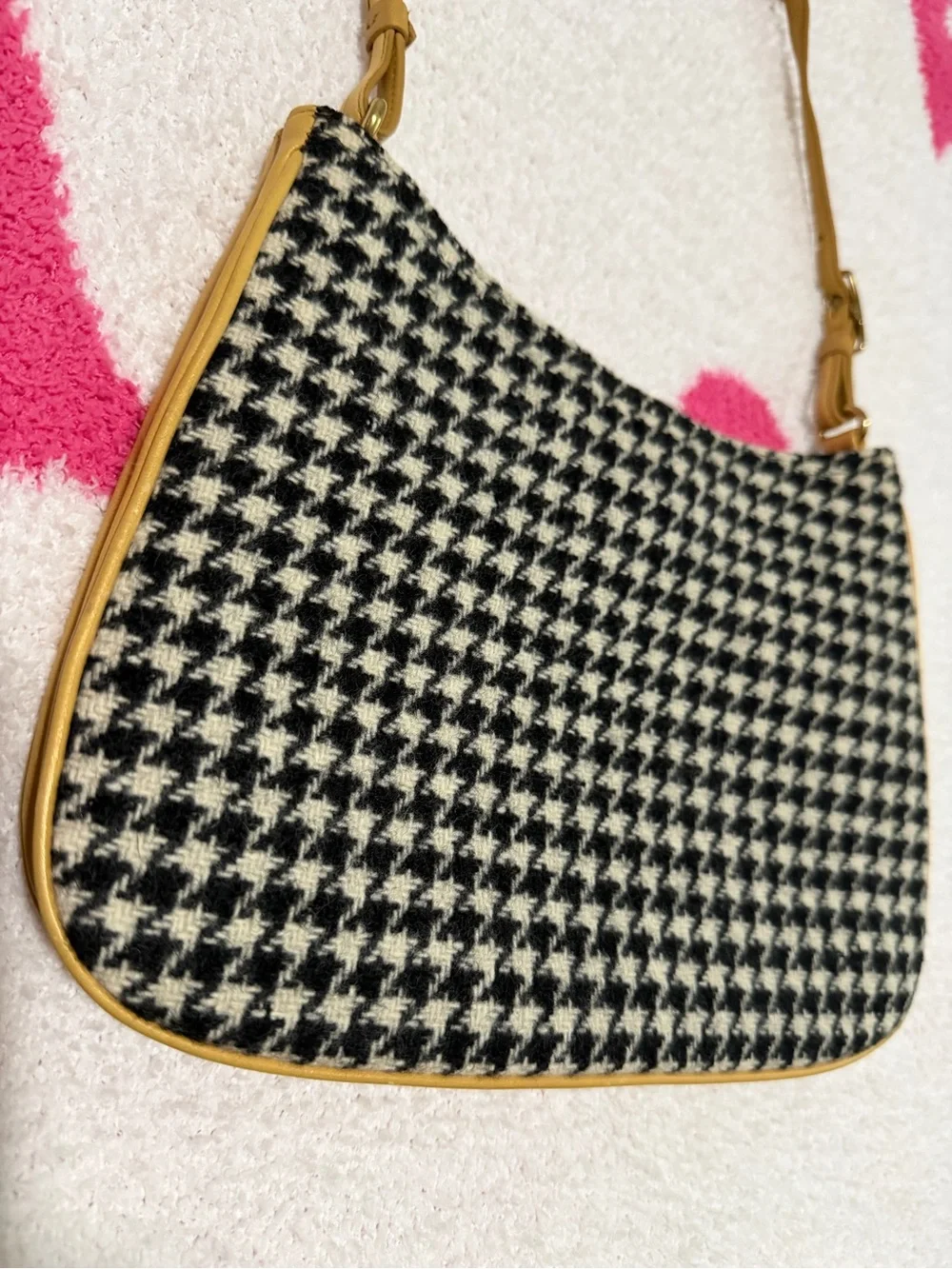 Vintage Coach Houndstooth Shoulder Bag in Black, White & Tan